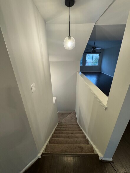 Stairway 2 - 268 Camel Bend Ct