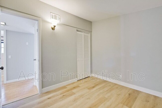 Building Photo - 18850 Newsom Ave