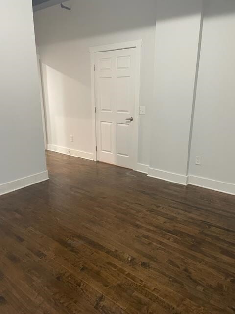 Building Photo - 545 Valley Brook Ave