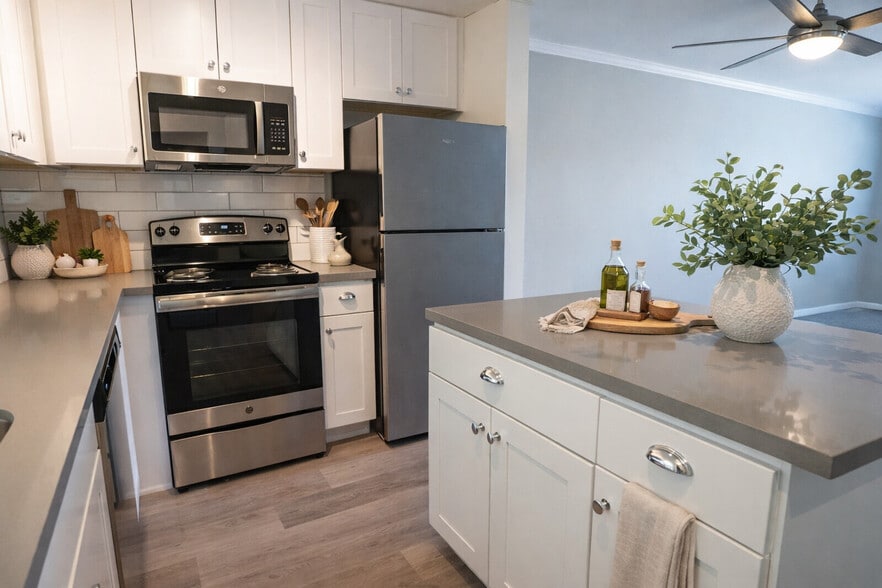 Kitchen - McInnis Park