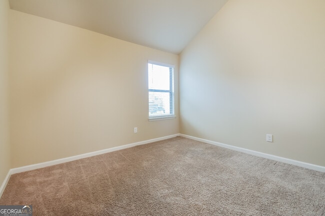 Building Photo - 1605 Danube Ct