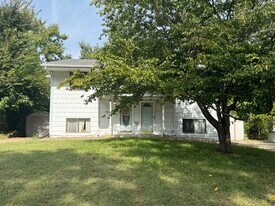 Building Photo - 4202 Enden Ln