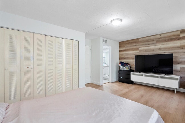 Building Photo - 2759 NW 198th Terrace