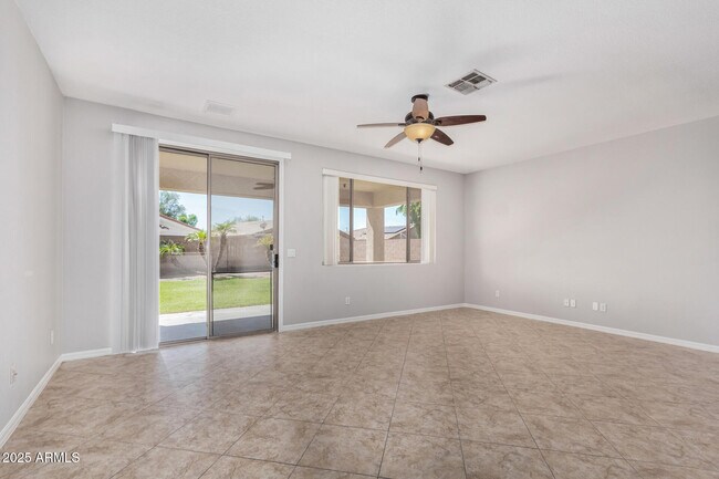 Building Photo - 14621 W Catalina Dr