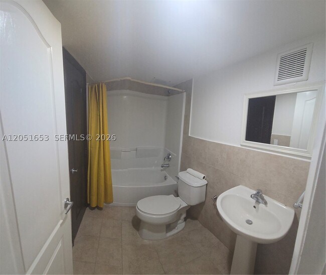 Building Photo - 8950 SW 69th Ct