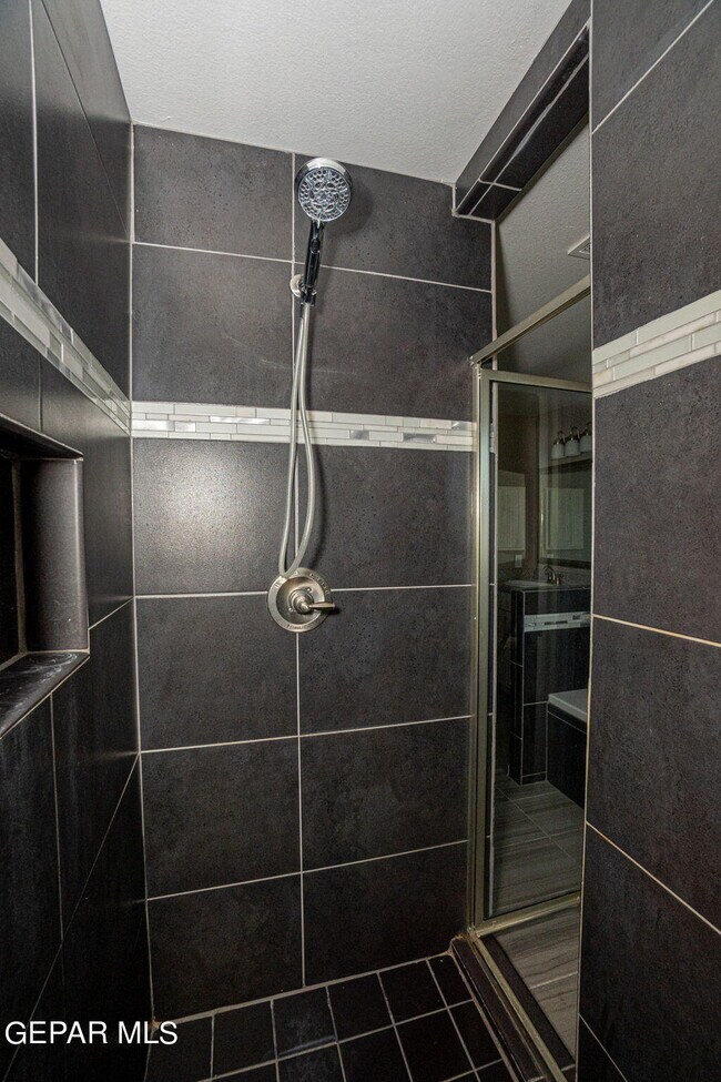 Building Photo - 12918 Clevedon St