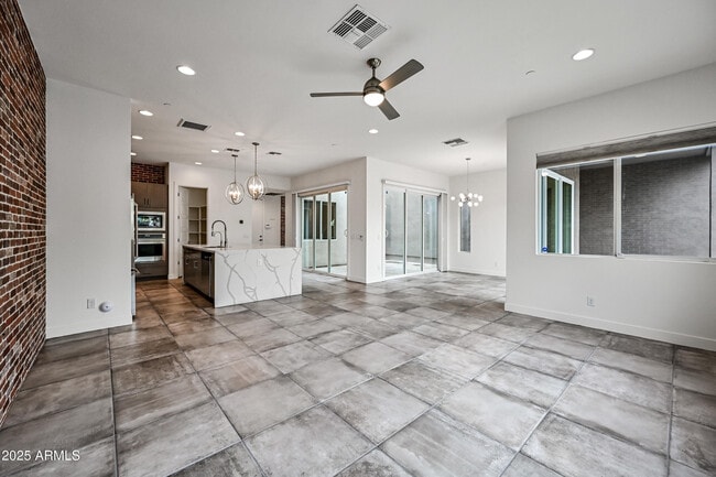 Building Photo - 6842 E ORION Dr