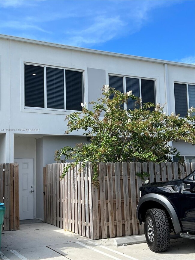 Building Photo - 13944 SW 259th Way