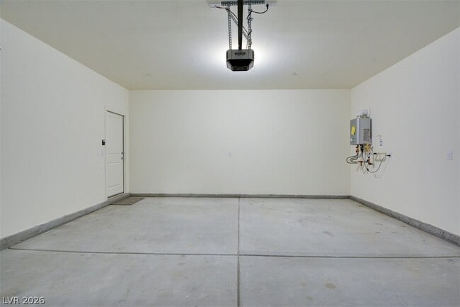 Building Photo - 7906 W Agate Ave