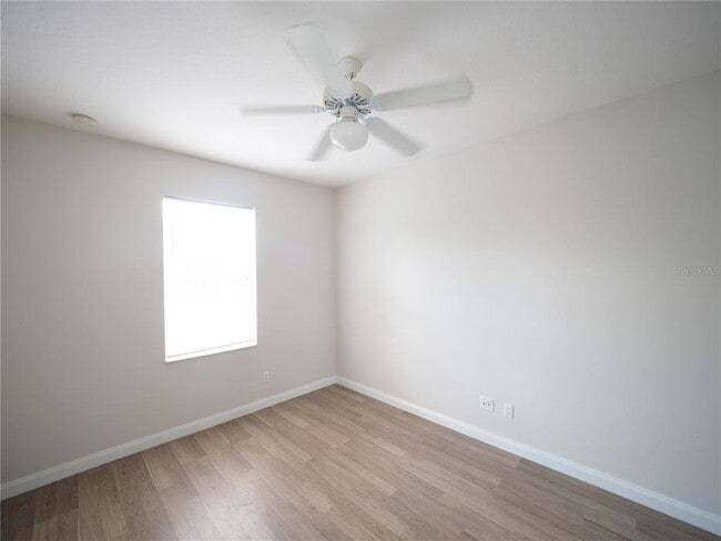 Building Photo - 1553 Napoli Dr W