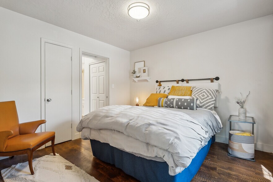 Building Photo - 3061 Fawn Dr