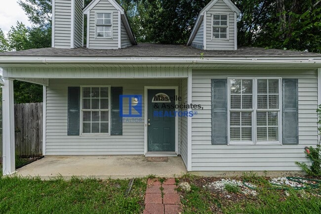 Building Photo - 3 Bed/2 Bath Home in Brandon