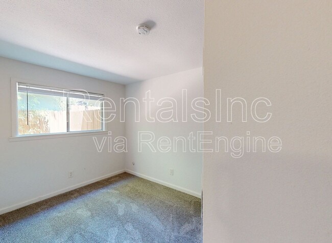 Building Photo - 18167 Happy Ln
