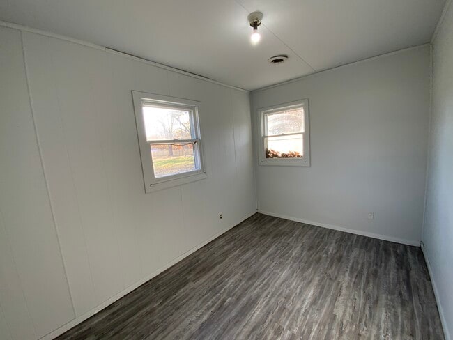 Building Photo - 226 Grace-