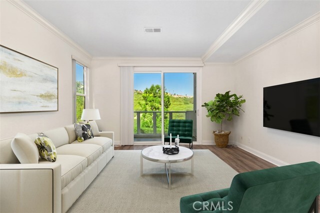 Building Photo - 30902 Club House Dr