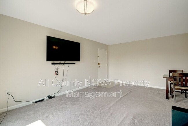 Building Photo - 438 N Armistead St