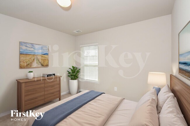 Building Photo - 4954 Hillstone Dr