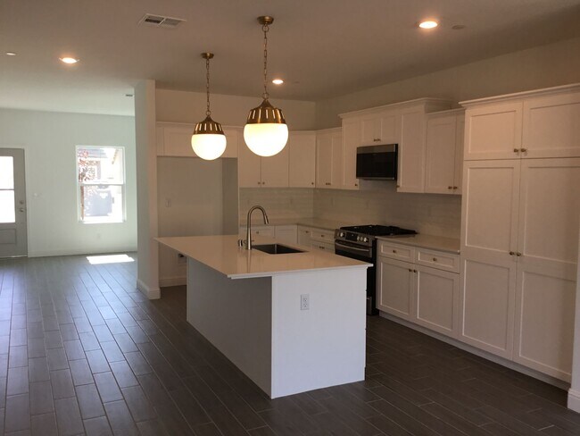 Building Photo - Lennar Home at Riverstone