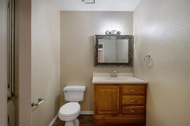 Building Photo - 16409 Port Hood Dr