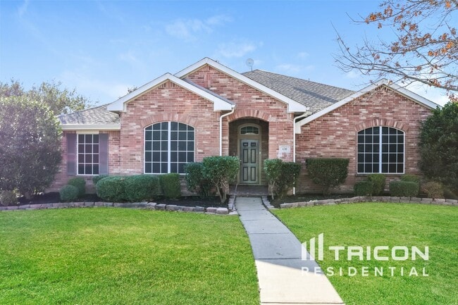Primary Photo - 630 Azalea Dr