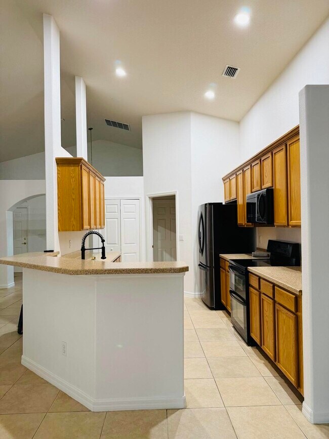 Building Photo - 207 Alcantarra St NW
