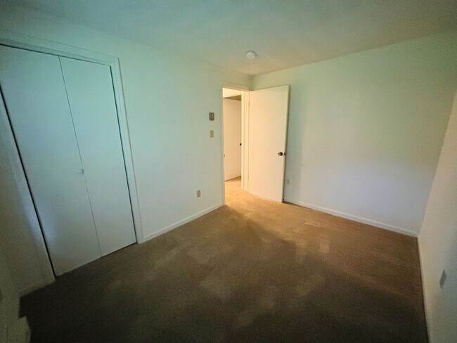 Building Photo - 2913 Walls Branch Rd