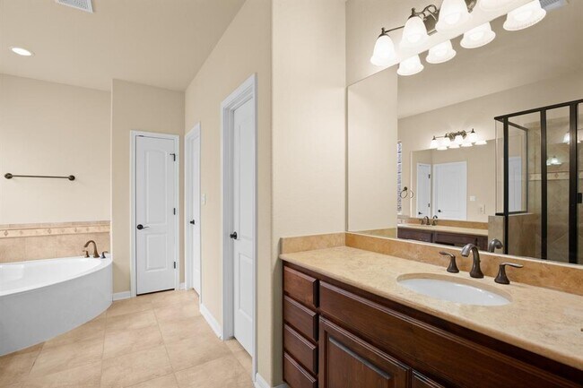 Building Photo - 11704 Palisades Pkwy