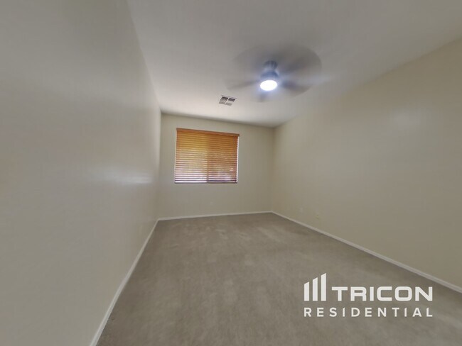 Building Photo - 22507 N 31st Ave