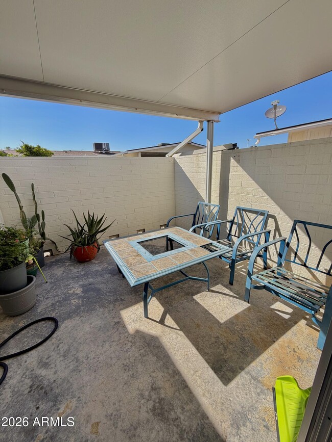 Building Photo - 12624 N 105th Ave