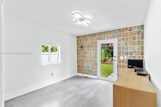 Building Photo - 3855 SW 1st St