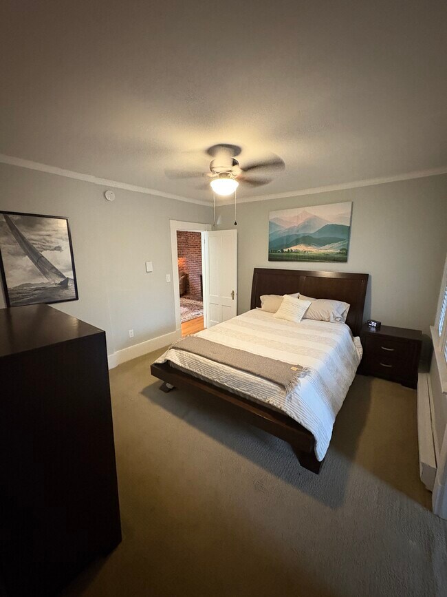 bedroom - 69 Middle St