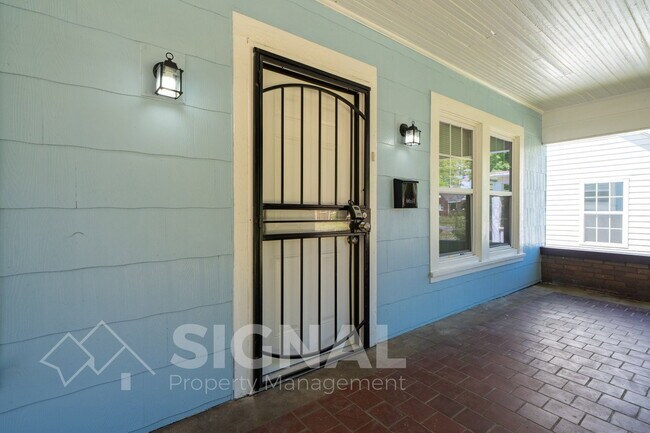 Building Photo - 1607 43rd Street Ensley