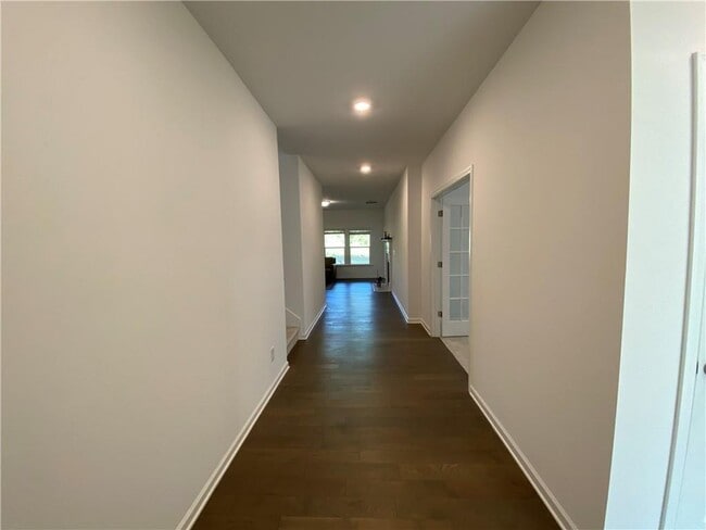 Building Photo - 5580 Bergeson Wy