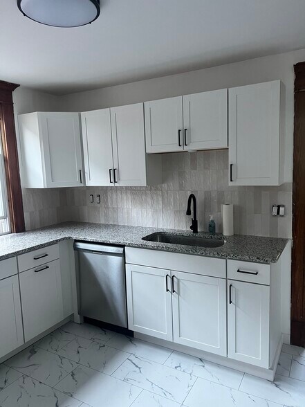 Building Photo - 426 W Delavan Ave