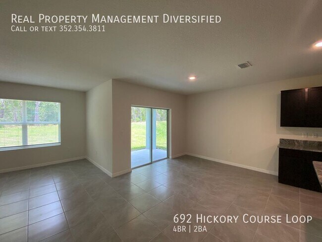 Building Photo - 692 Hickory Course Loop