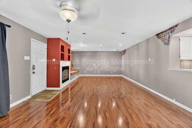 Building Photo - 1255 St Antoine St