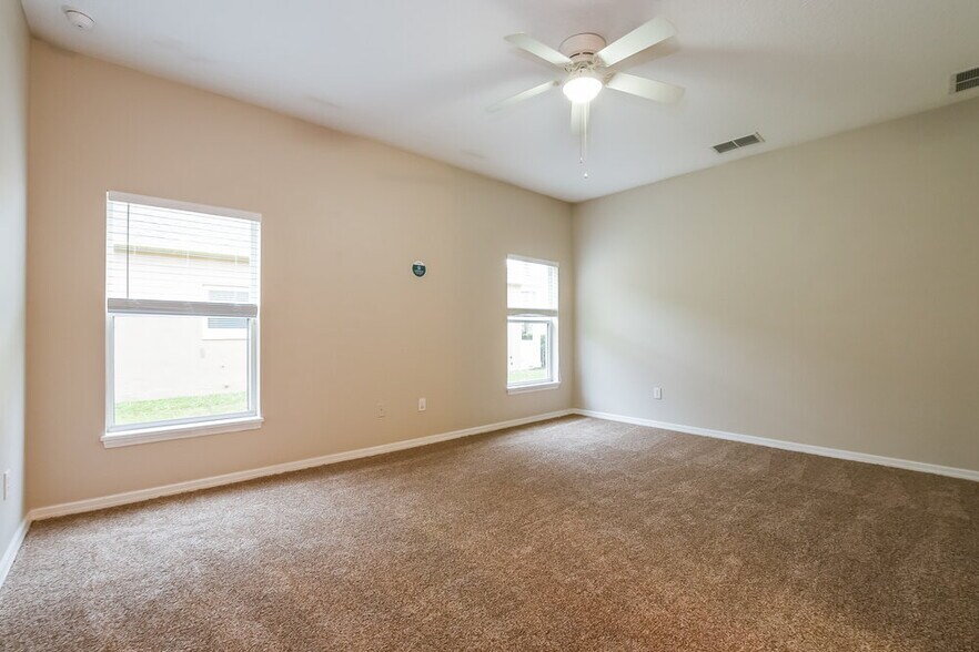 Building Photo - 344 Marathon Ln