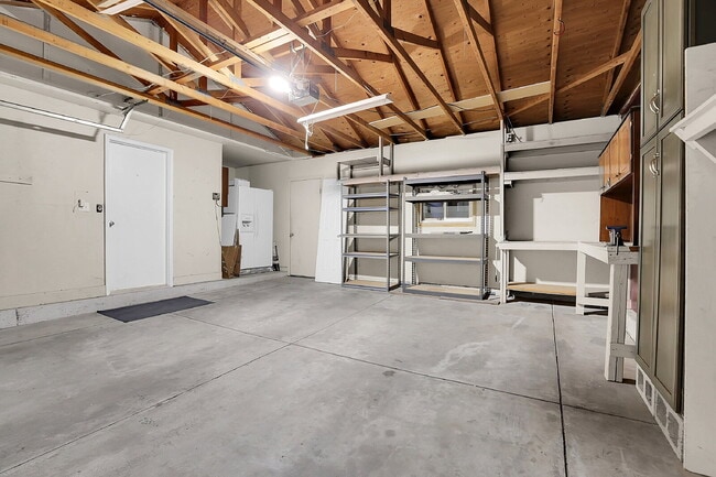 Building Photo - $3,195 - 4 Bed, 2 Bath Home in Broomfield ...