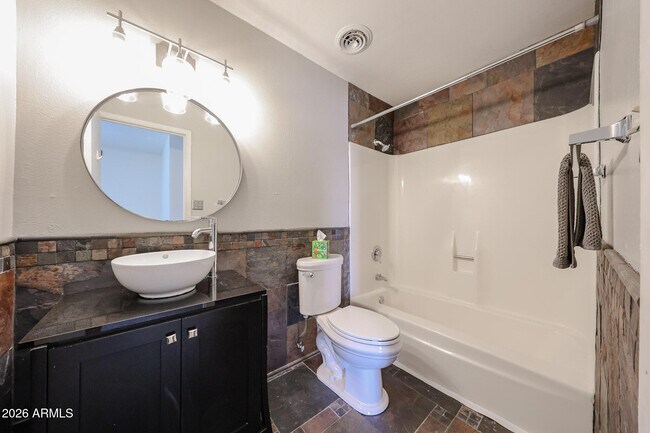 Building Photo - 4028 N Granite Reef Rd