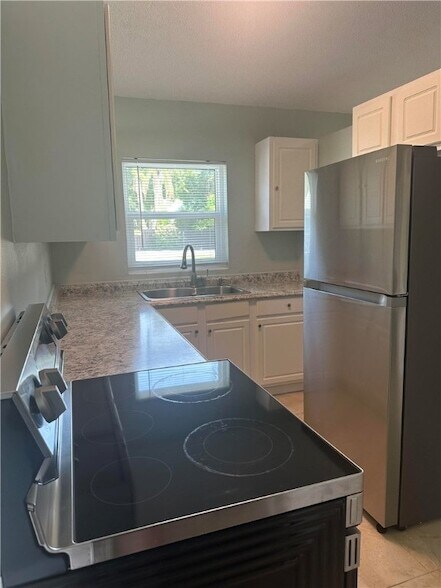 Building Photo - 2156 18th St