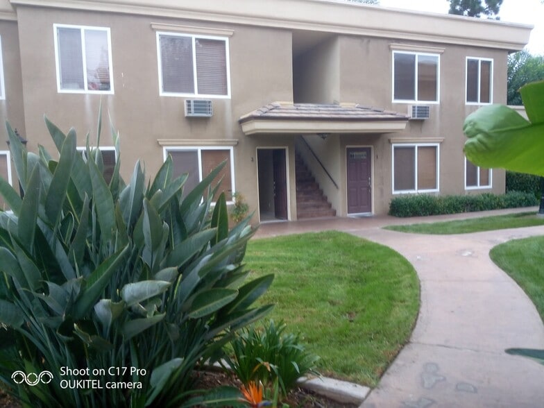 Building Photo - 792 Avocado Ave