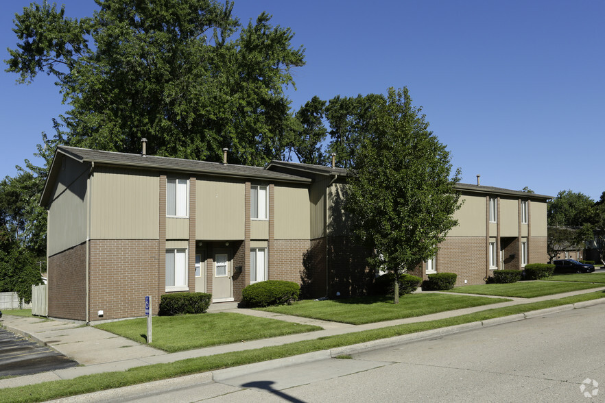 Muskegon Townhouses - 919 MARQUETTE Ave MUSKEGON MI 49442 | Apartment ...