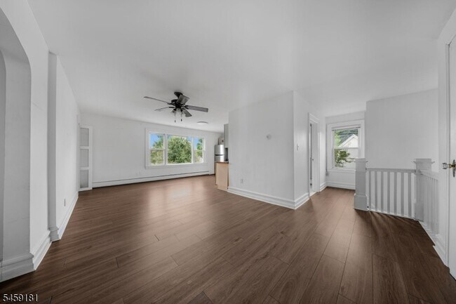 Building Photo - 21 N 13th St