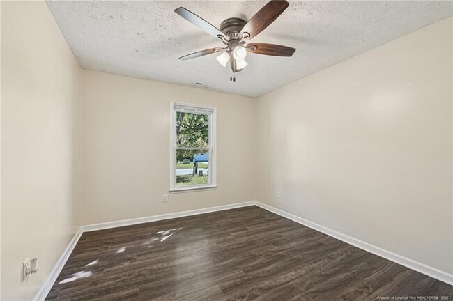 Building Photo - 2932 Chillingworth Dr