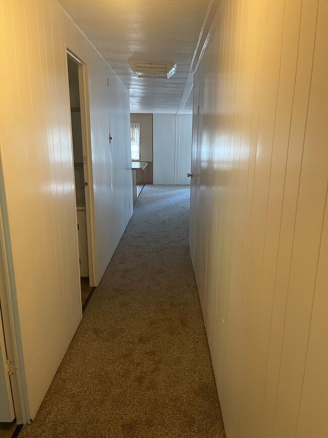 Building Photo - Upper Magalia Cute & clean 2 bed, 2 bath, storage shed, natural landscaping