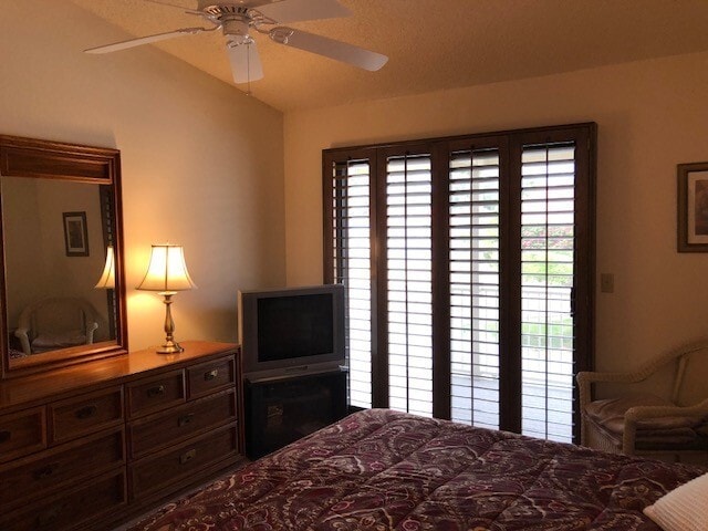 Building Photo - Spectacular Views in Leisure World a 45+ Active Adult Community, Available May till October 2026!