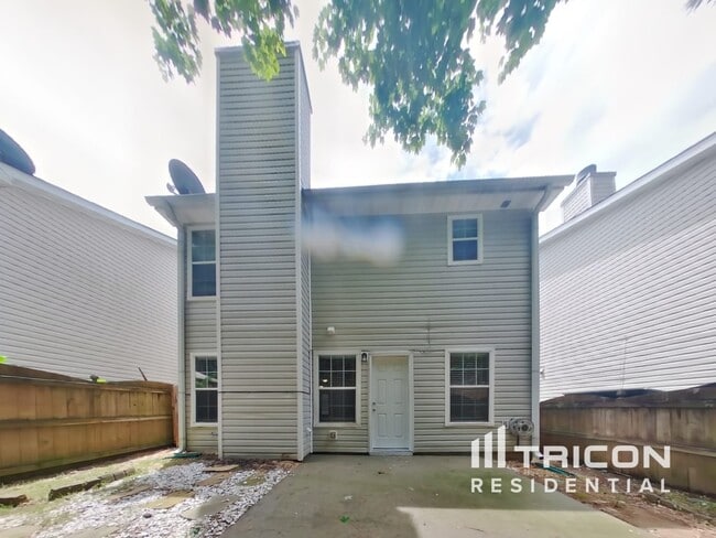 Building Photo - 373 Hidden Creek Ln