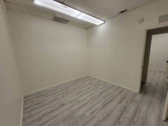 Building Photo - 1901 Railroad Ave