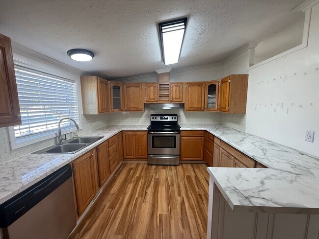Building Photo - 3 Bed 2 Bath in Almo
