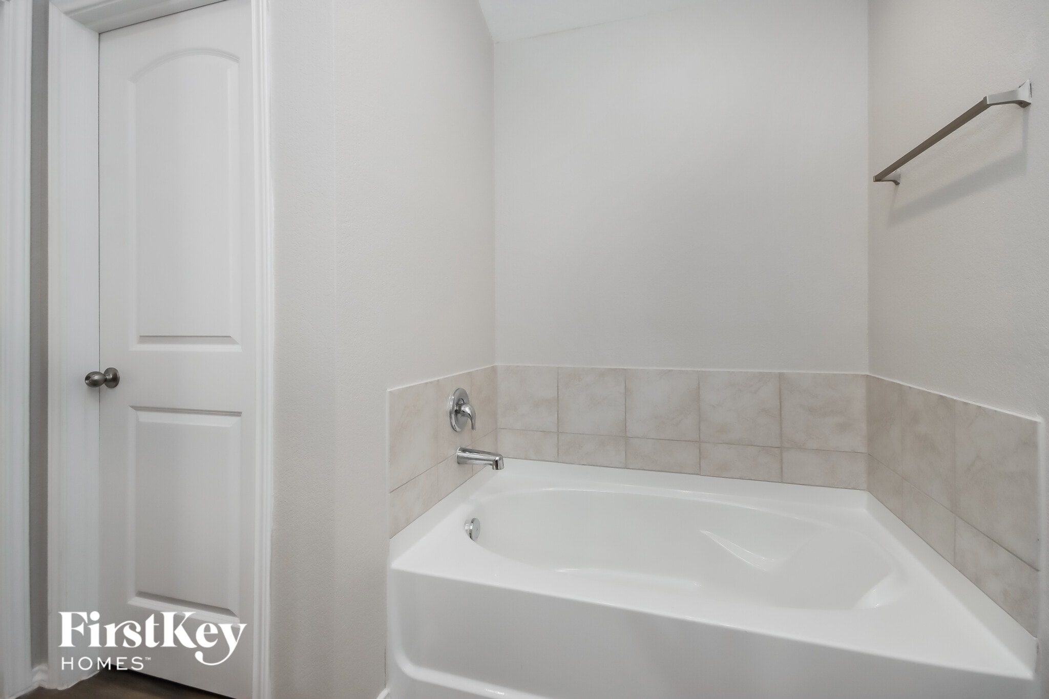 Building Photo - 18286 Eaton Mill Dr